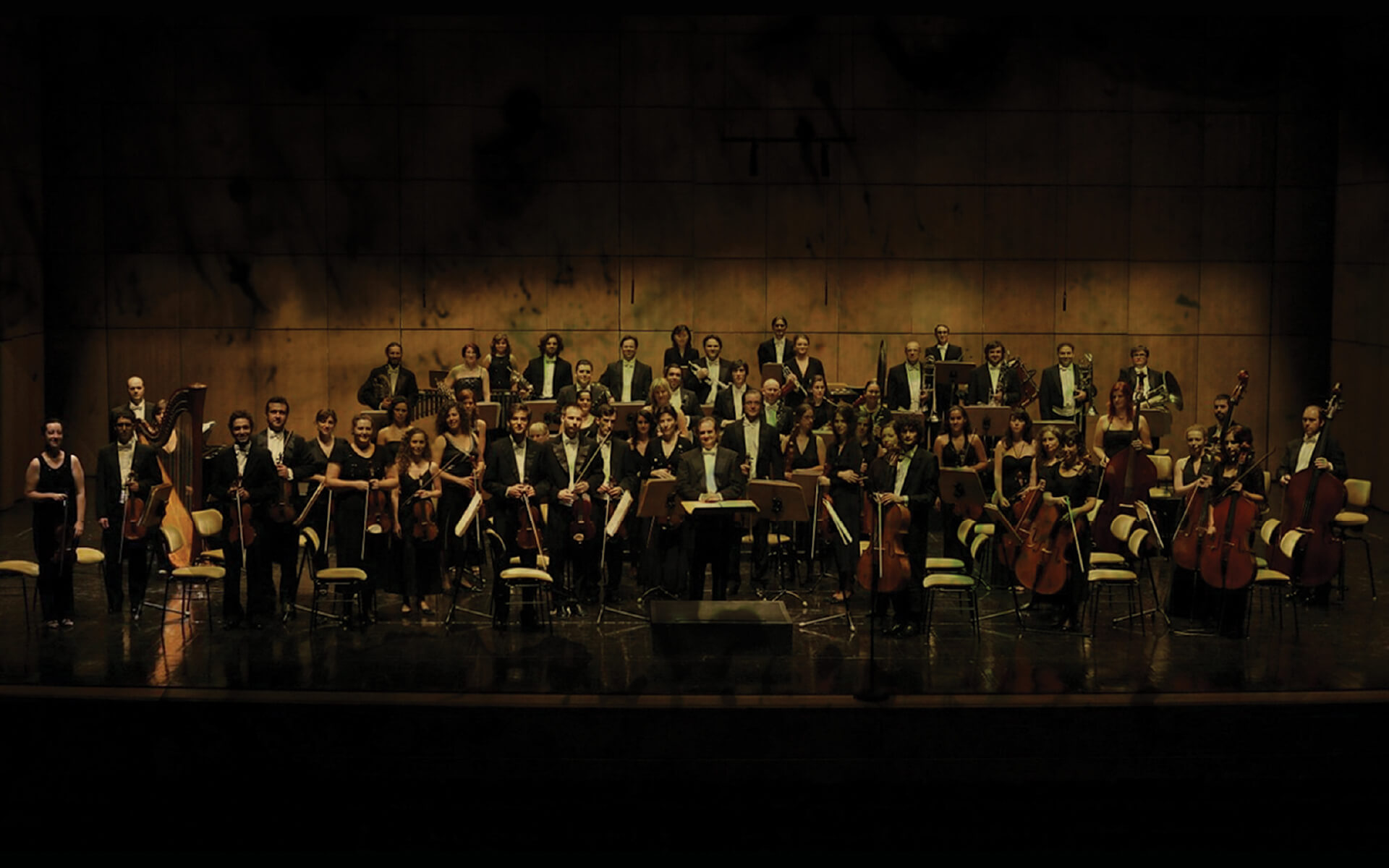 Hora Torguiana Orchestra Spread